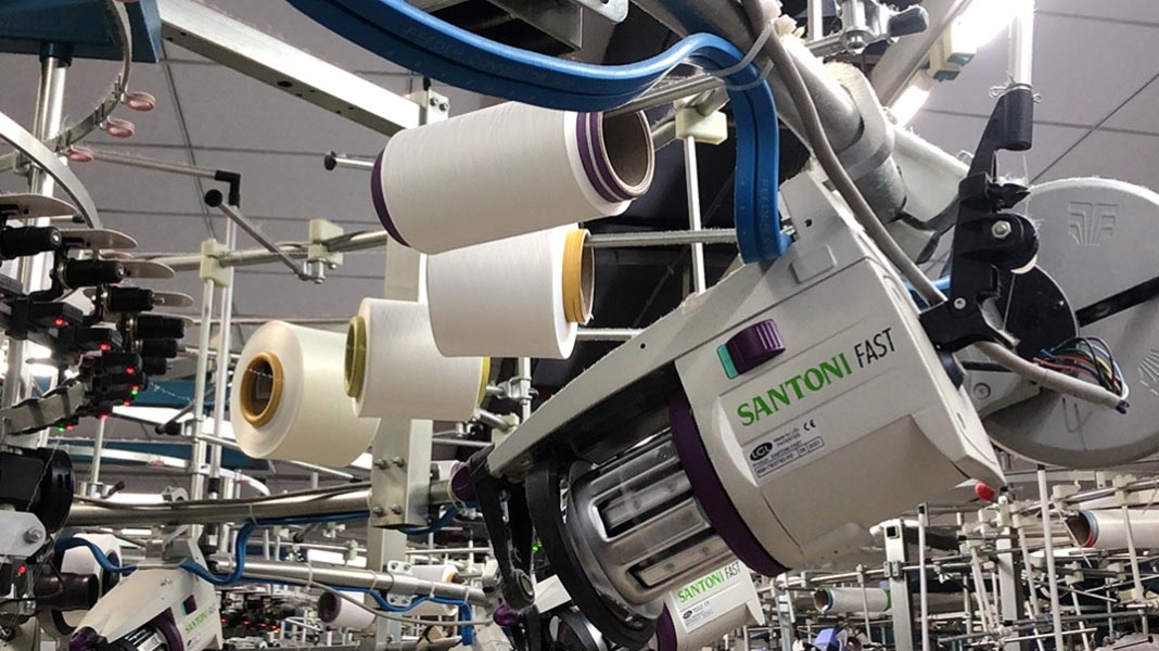 Automatic Knitting.jpg Automatic Knitting.jpg